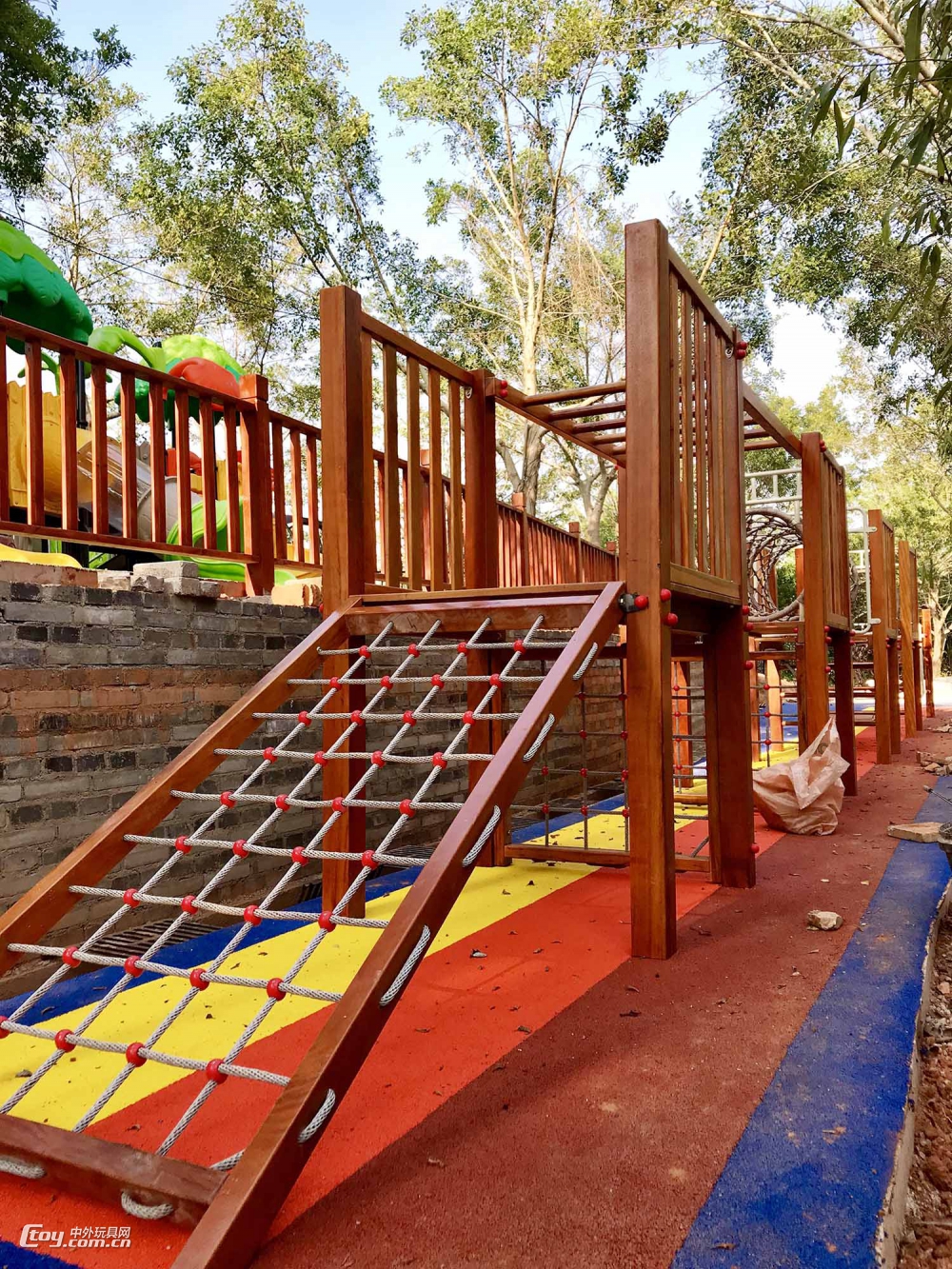 儿童攀爬架体能训练设备 景区荡桥设施  3,用于儿童开展户外活动,应