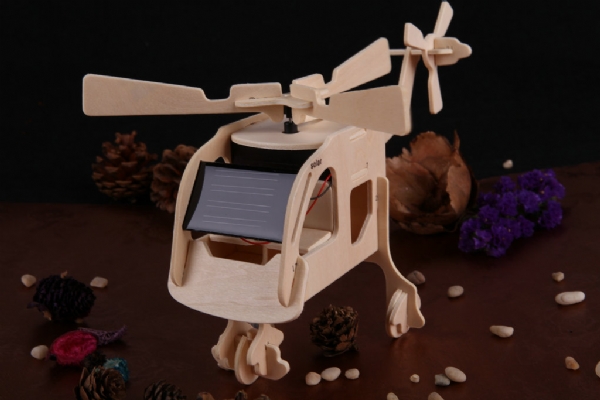 木制太阳能直升飞机,木制直升飞机 太阳能直升