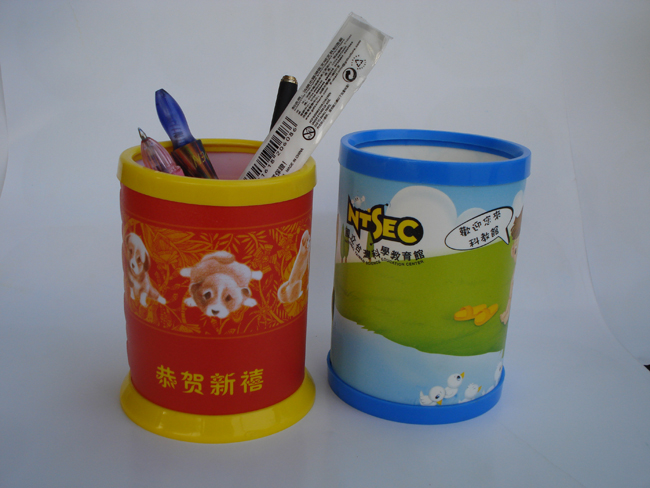 广州塑料笔筒，可拆式笔筒