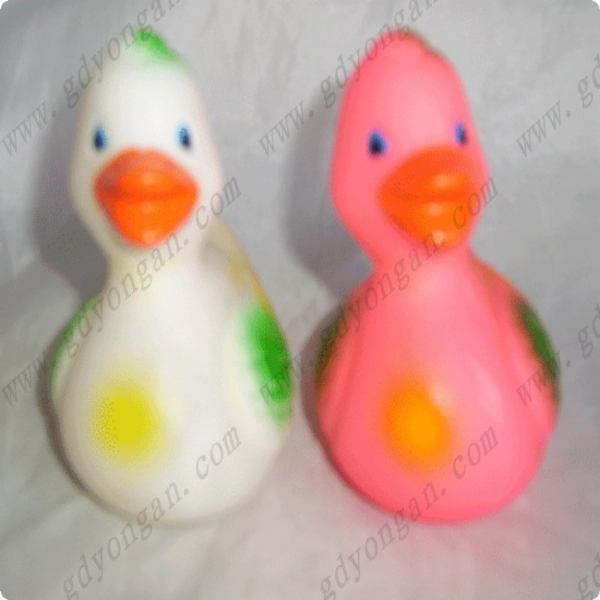 搪胶玩具供应浮水鸭子 环保搪胶鸭子 鸭子玩具 塑胶鸭子