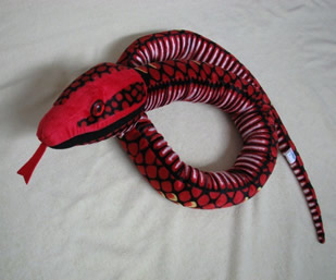 海乐园毛绒玩具红头蟒蛇 印花短毛绒玩具