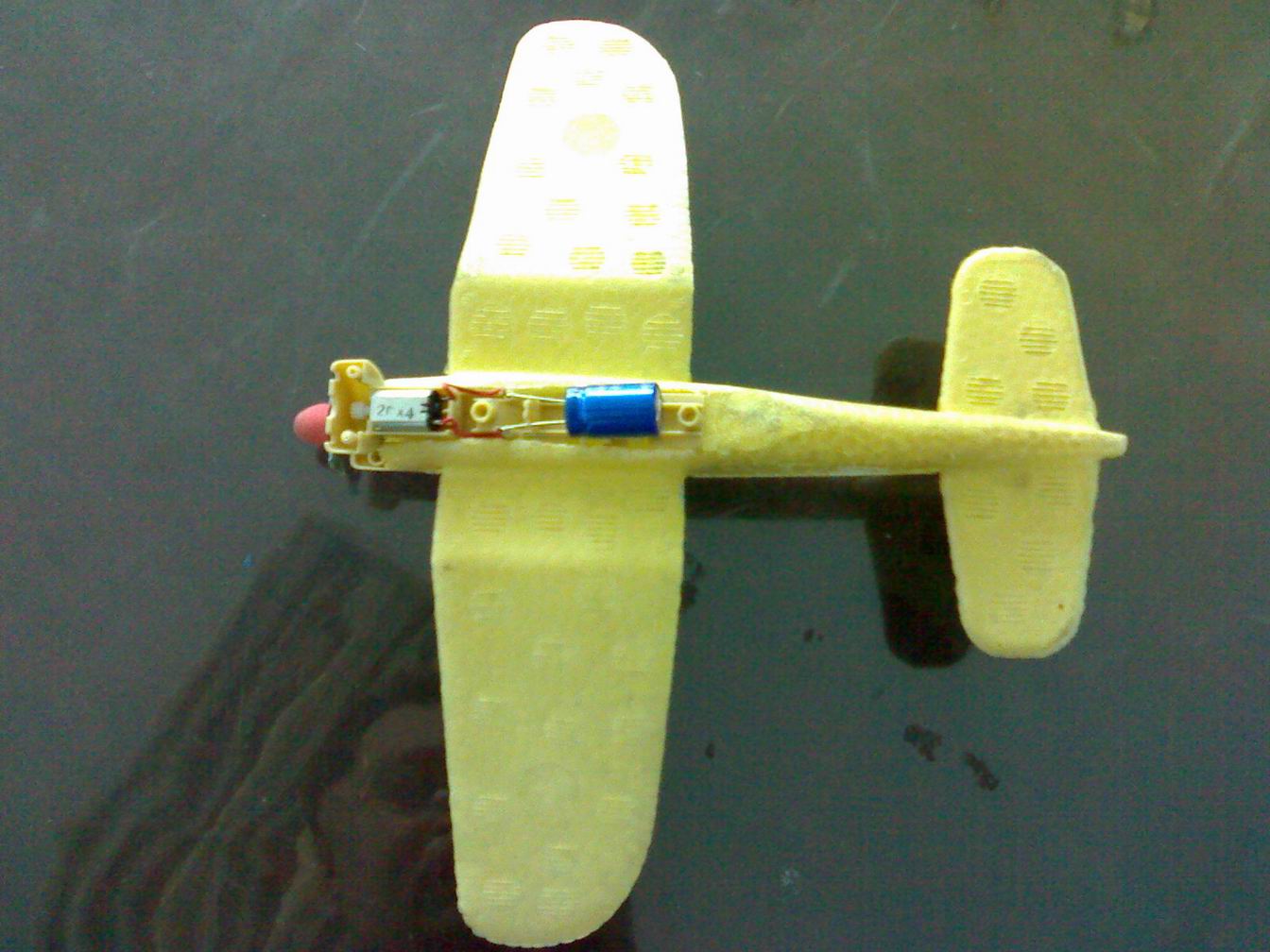 法拉电容-玩具飞机
