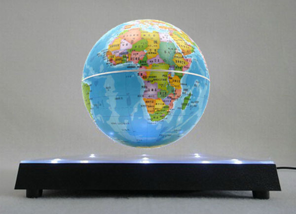 悬浮地球仪图片