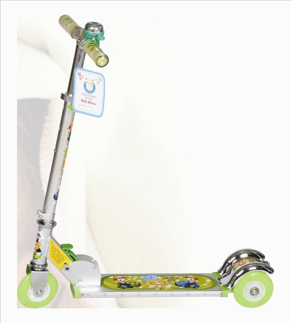 厂家直销 供应迪乐梦儿童滑板车 DLM-2092