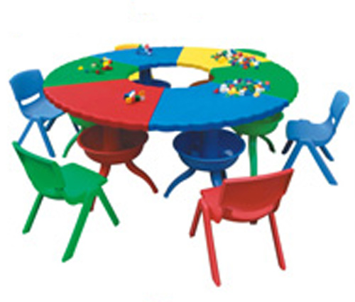 月亮型桌子,四川半月型桌子,弯型桌子,成都幼儿园月亮型桌