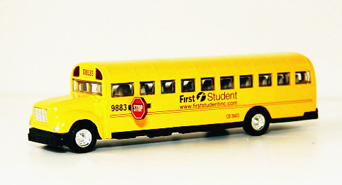合金校車巴士车模型
