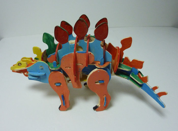 DIY木质拼装电子益智玩具——恐龙机器人（剑龙）