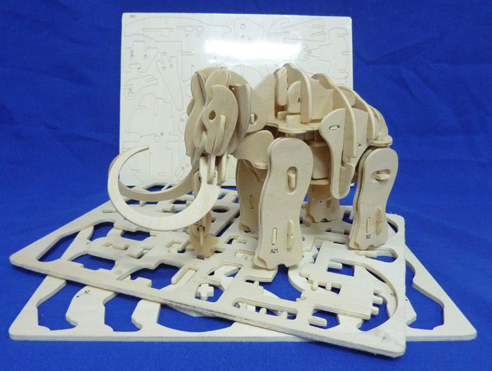 DIY木质拼装电子益智玩具——恐龙机器人（猛犸象）