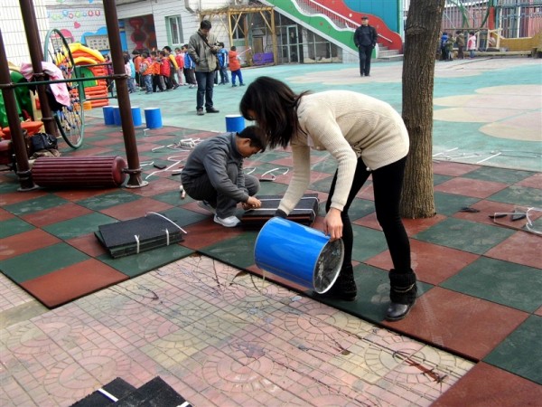 幼儿园塑胶地垫  彩色塑胶地垫