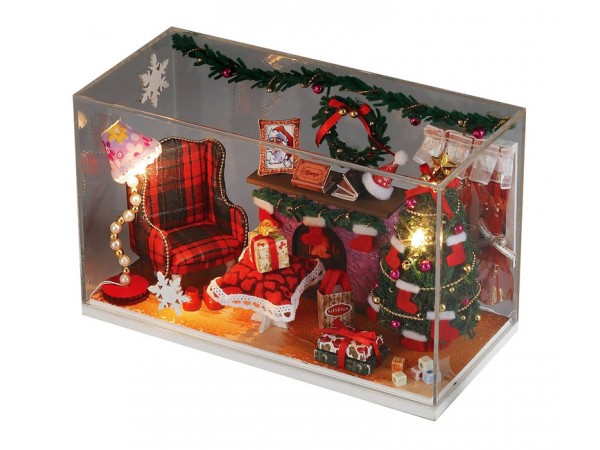 DIY娃娃屋（自装）声控音乐灯光木质拼装圣诞房屋带公仔和鹿