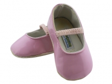 粉红婴儿鞋