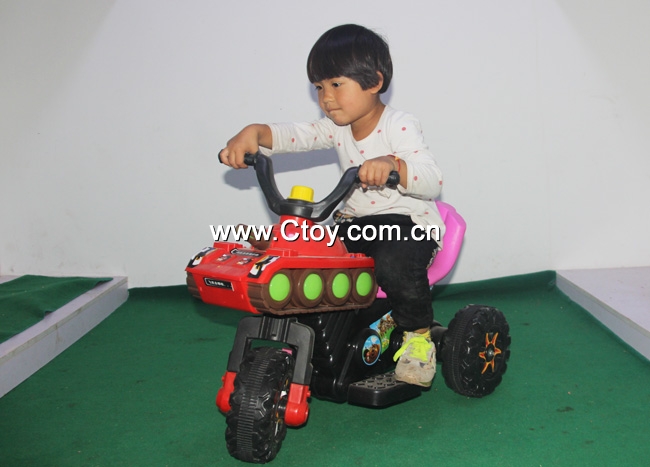 儿童玩具电动车