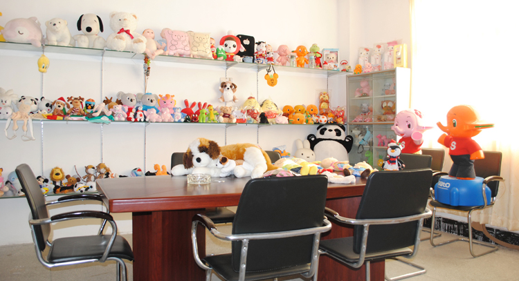 深圳玩具厂供应动物类毛绒玩具欢迎来电咨询