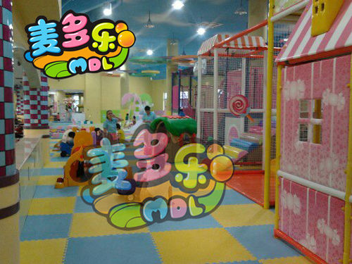 高品质大型室内儿童游乐园 儿童淘气堡  三层旋转滑梯  MDL-146