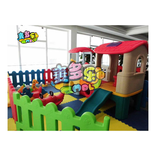 大型儿童游乐园 厂家信誉保证  儿童淘气堡  塑料房子  MDL-140