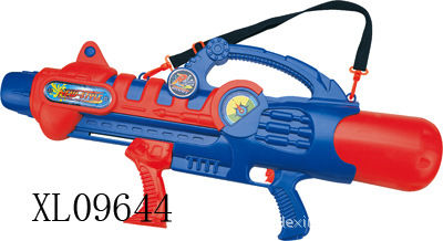 儿童休闲运动戏水玩具 大号汽压水枪玩具（三喷头）XL09616