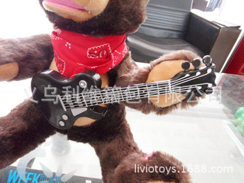 可爱熊  电动毛绒玩具 会动嘴会唱歌会弹吉它熊  热卖玩具