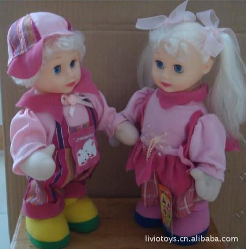 儿童电动玩具  搪胶洋娃娃  唱歌扭动公仔玩偶 厂家直销