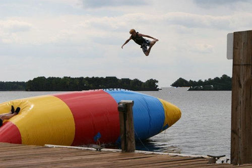 白鳍豚厂家直销 pvc充气玩具 夏天水上乐园产品 水上弹跳包气包