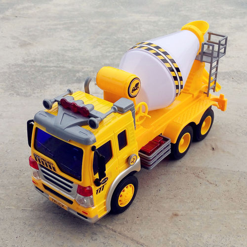 儿童玩具搅拌机惯性汽车模型灯光音效水泥罐车工程车