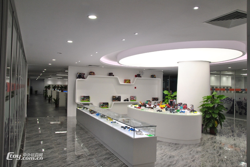 东莞思成智能玩具有限公司是一家新近成立的玩具设计研发企业,该公司