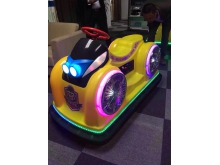 儿童公园广场游乐场电动玩具车 新品亲子电动玩具摩托碰碰车