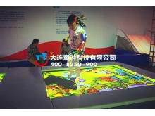 童游互动蹦床游戏互动投影游戏设备2017热门互动游戏产品