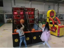 新款成人篮球机投篮机大型游戏机豪华篮球机儿童娱乐设备