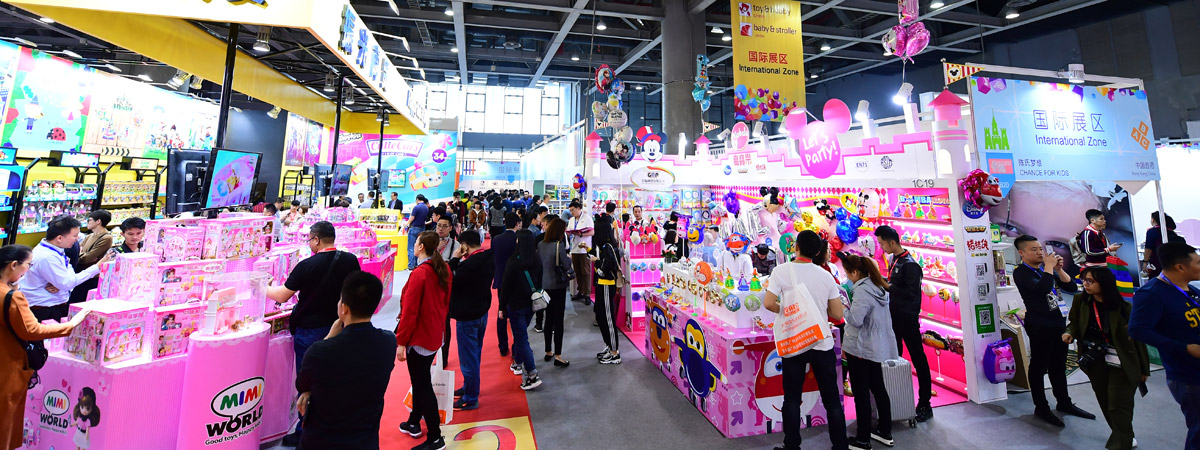 中国玩具市场：机器人玩具时兴 动漫IP授权类玩具火热