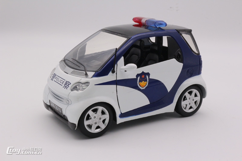 合金QW1奔驰smart回力警车模型