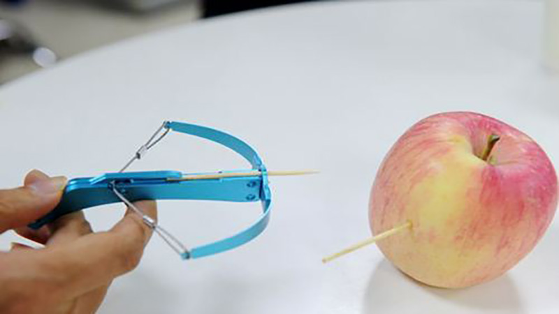 市场监管总局:重点查处牙签弩,金属飞镖等危险玩具