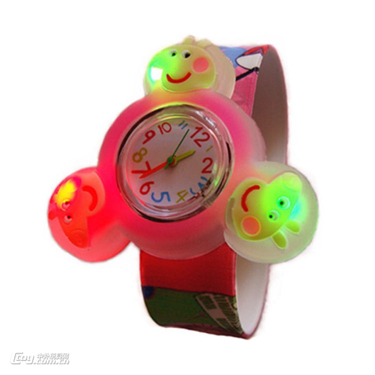 时霸手表厂供应新款儿童创意礼品旋转闪灯手表