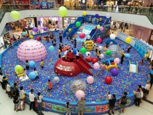 商场超市中庭8公分马卡龙海洋球,百万海洋球池大型滑梯组合