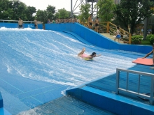 广州水上设备厂家供应-滑板冲浪