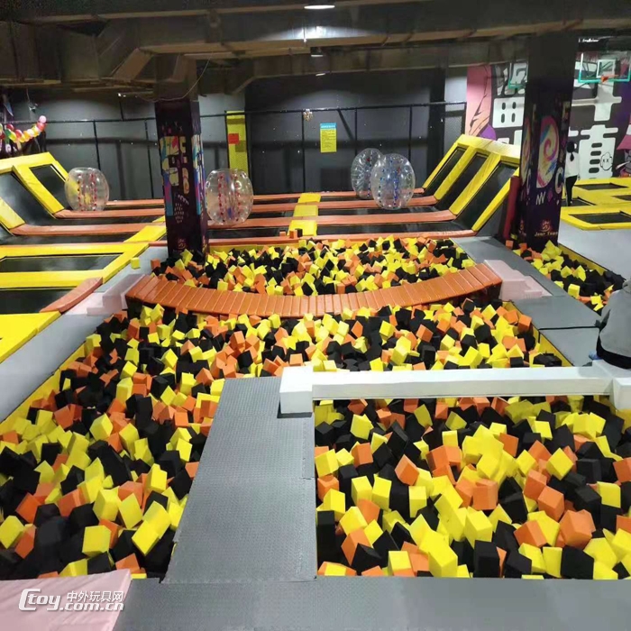 室内成人蹦床/大型蹦床主题公园/蹦床厂家/室内儿童乐园