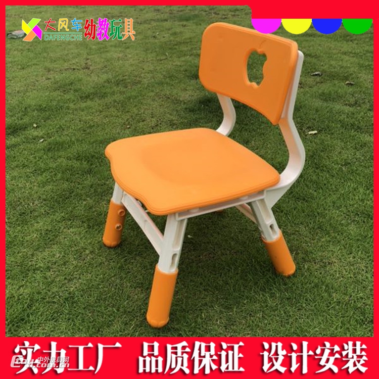 幼儿玩具柜课桌椅幼儿家具厂 广西南宁大风车游乐设备