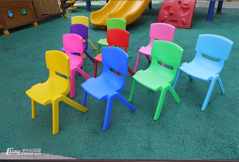 南宁幼儿家具柜子课桌椅供应 工程塑料制作厂家