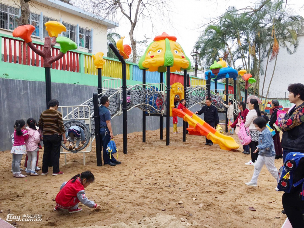 广西南宁幼儿园室外组合滑梯儿童游乐设备生产批发