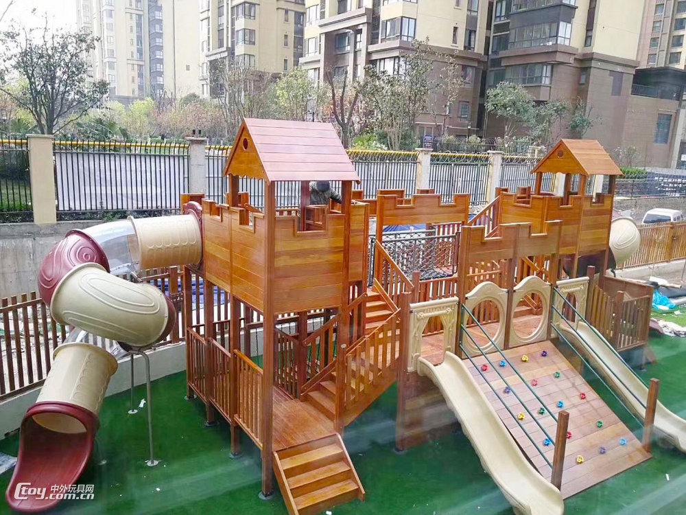 商场大型组合滑梯 广西南宁幼儿园儿童游玩设备厂家
