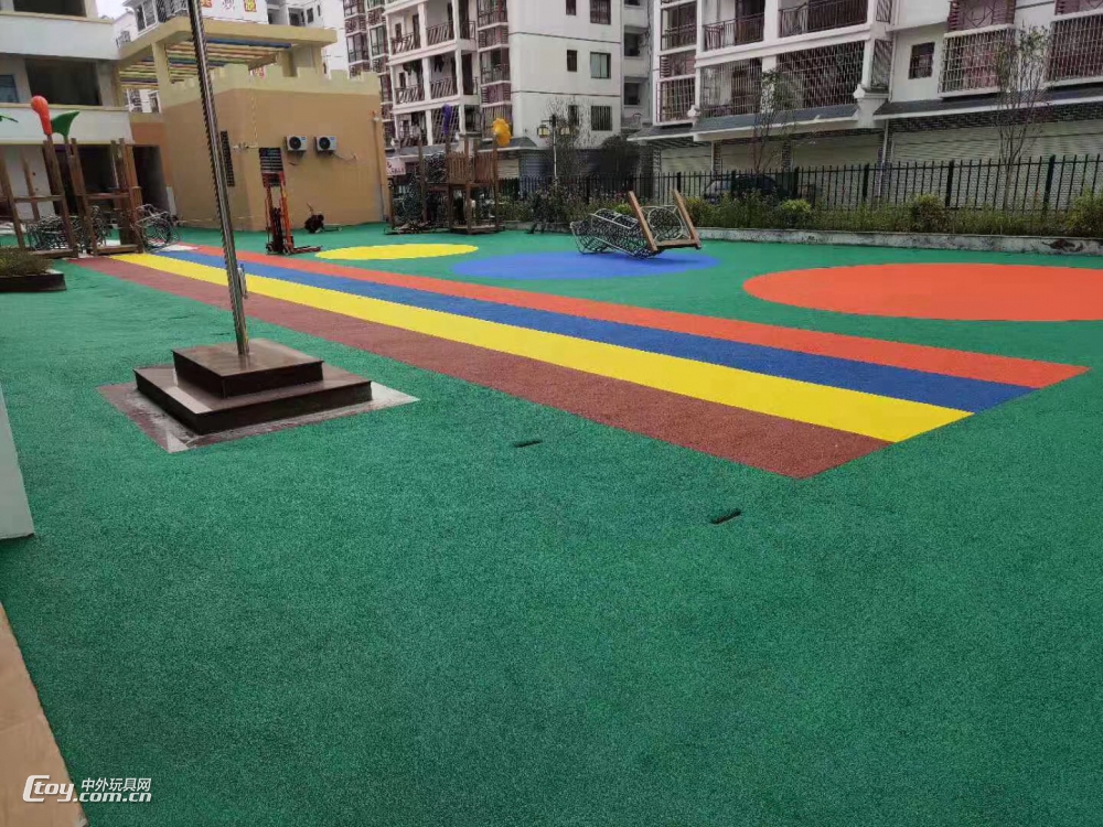 南宁幼儿园场地橡胶颗粒地垫铺设方法 橡胶地板怎么安装