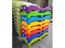 大风车幼教玩具厂家 广西柳州幼儿家具塑料床 儿童塑料床