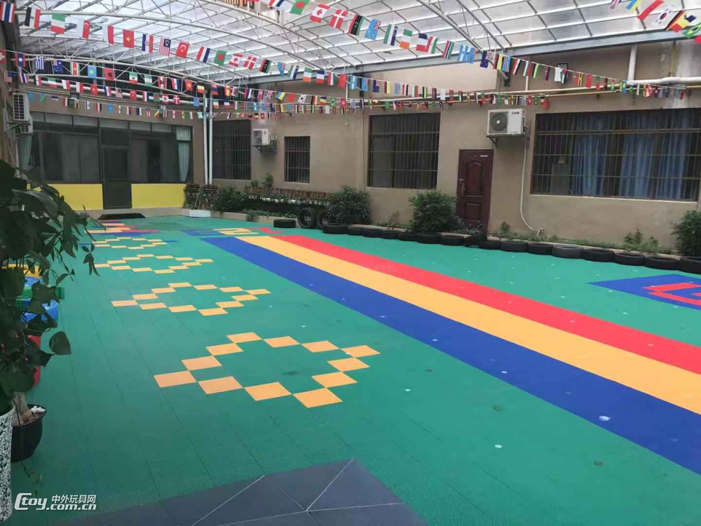 悬浮地板桂林生产厂家 悬浮地板幼儿园室内外场地适用