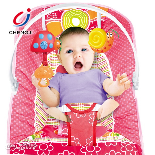 婴幼儿摇椅带震动音乐功能