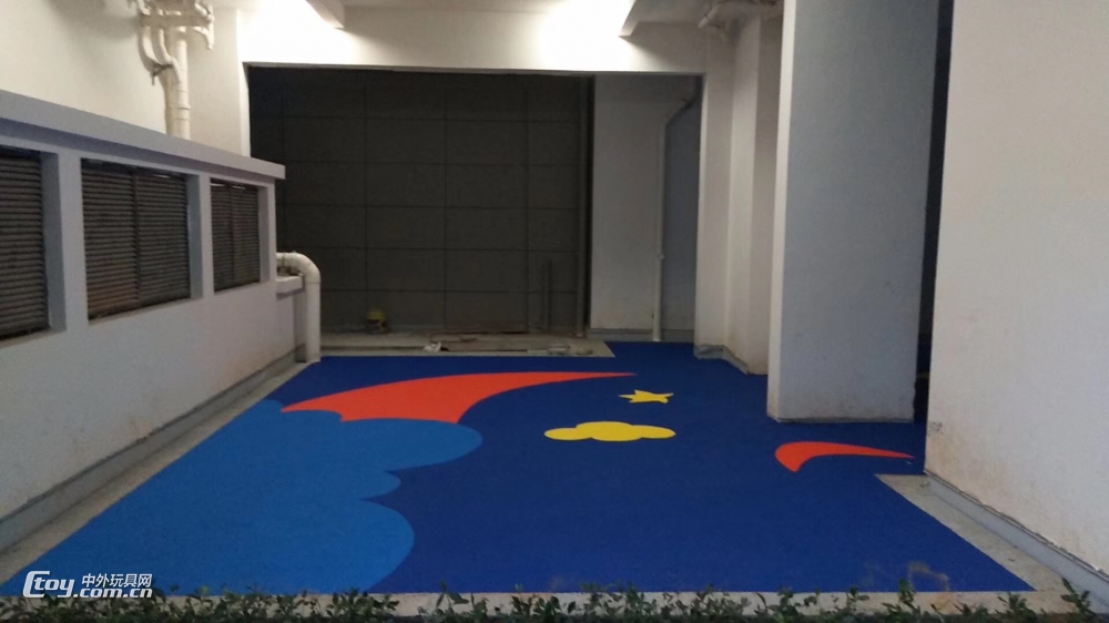 柳州桂林橡胶颗粒地垫生产厂家 橡胶地板幼儿园室内外场地适用