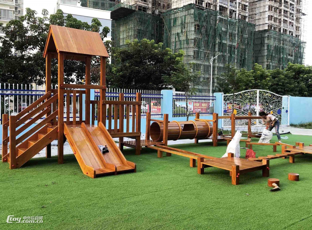 广西崇左可定做 户外儿童游乐园大型组合滑梯游乐设备