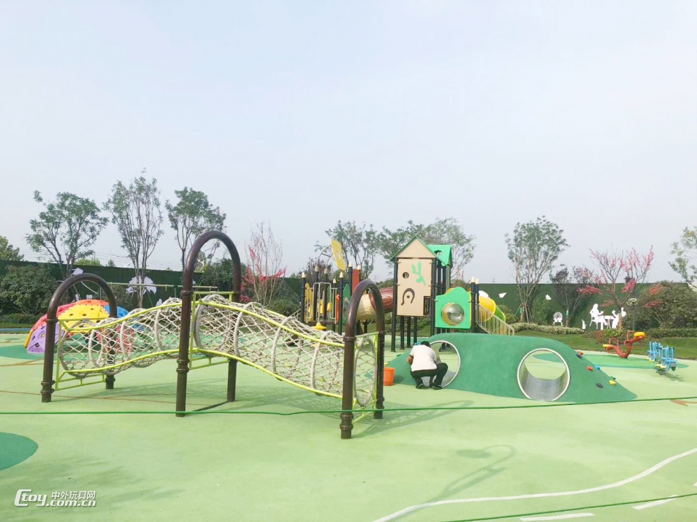 广西可定做地面拓展儿童大型游乐设备 公园攀岩墙荡桥设施
