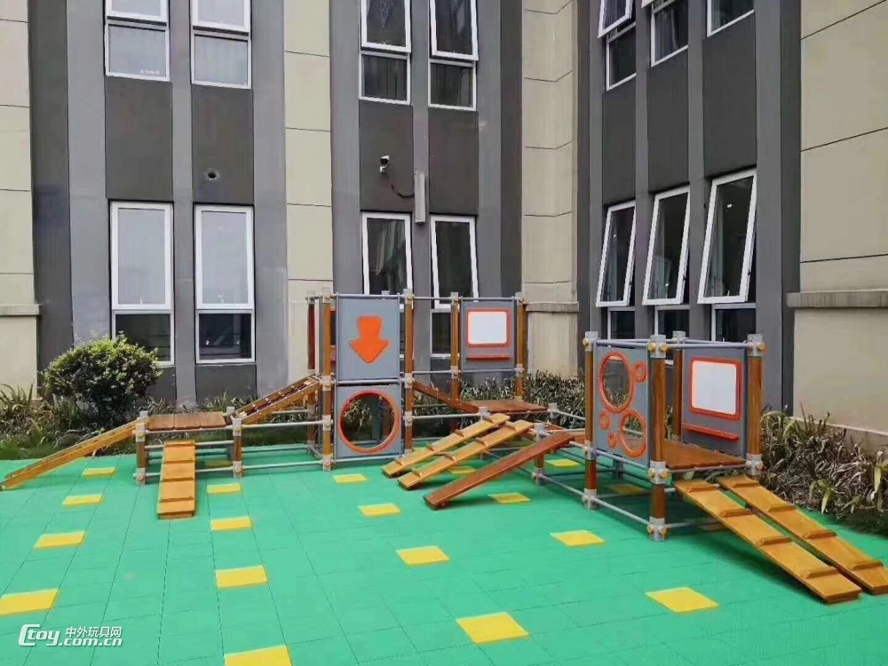 桂林定制秋千滑梯 儿童户外多功能体能训练游乐场设备