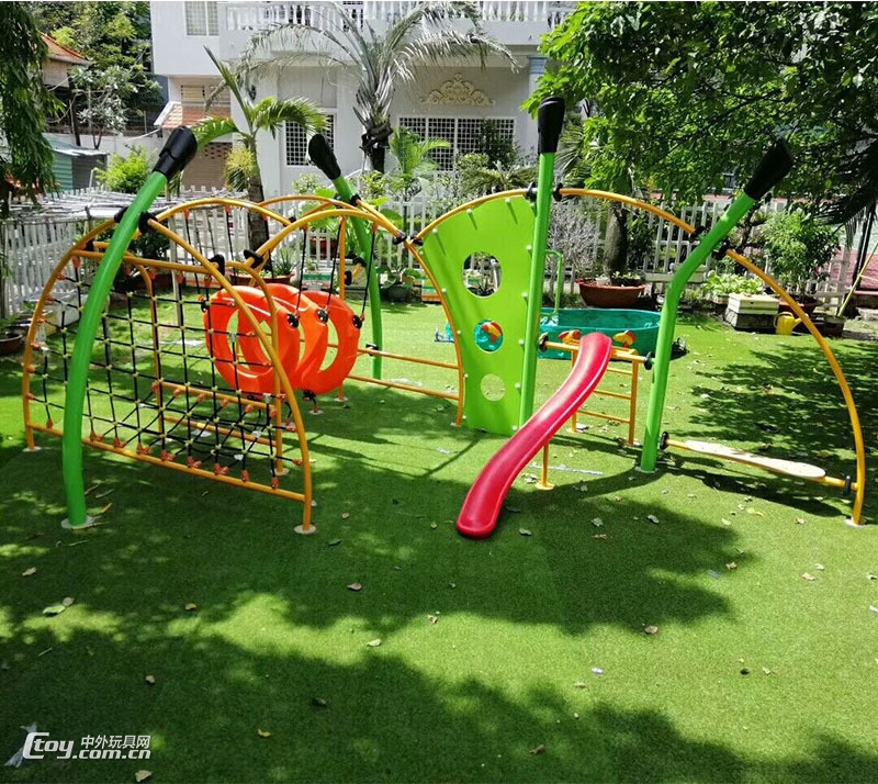 大风车游乐 广西梧州批发儿童体能拓展设备行走组合幼教玩具