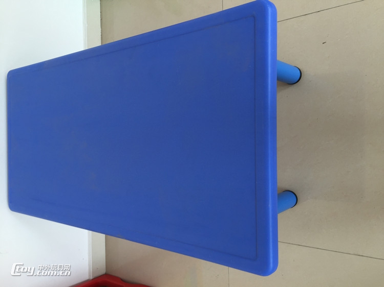 广西南宁幼儿园塑料桌椅儿童学习课桌椅厂家 (7)