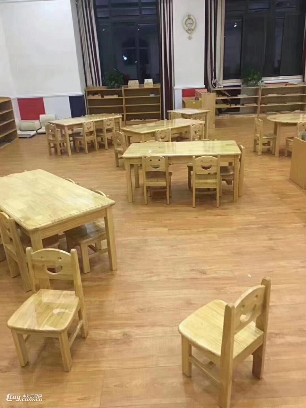 南宁供应木制早教中心儿童学习课桌椅可定制幼教家具